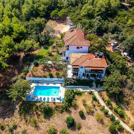 Studios Avra Agios Georgios  Exterior photo